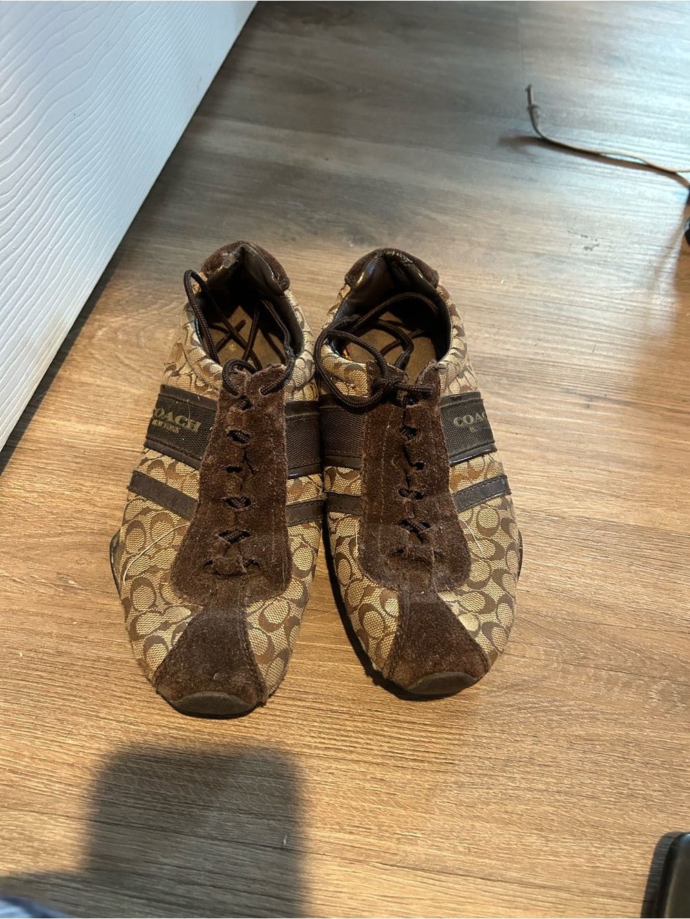Coach Brown Signature Logo Low-Top Sneakers